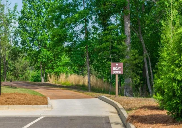 3rd image of 4071 Peregrine Wy, Gainesville, GA 30506 | MLS# 7790893