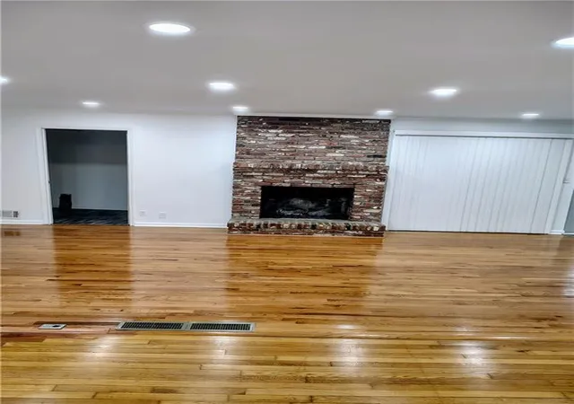 Photo 4 of Single family home for sale at 4080 Somerled Trl, Atlanta, GA 30349 | MLS# 7790768 | Listing updated on 2026-09-25