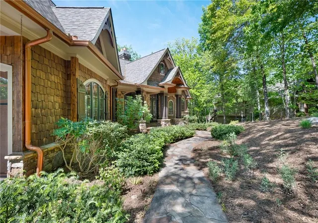 Photo 2 of Single family home for sale at 160 Bluestern Dr SE, Jasper, GA 30143 | MLS# 7759070 | Listing updated on 2026-08-27