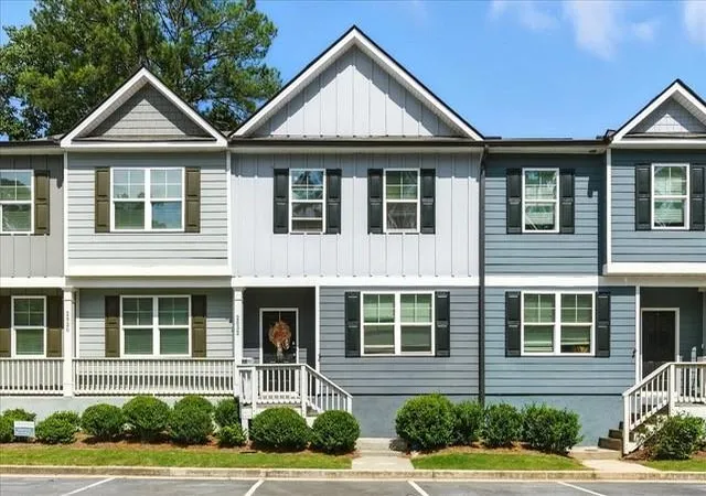 Photo 2 of Townhouse for sale at 2832 Saratoga Lake View, Decatur, GA 30034 | MLS# 7819424 | Listing updated on 2026-08-13