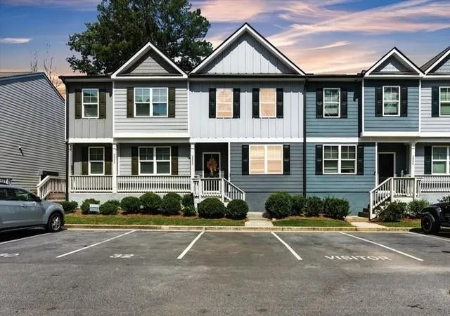 Photo 3 of Townhouse for sale at 2832 Saratoga Lake View, Decatur, GA 30034 | MLS# 7819424 | Listing updated on 2026-08-13