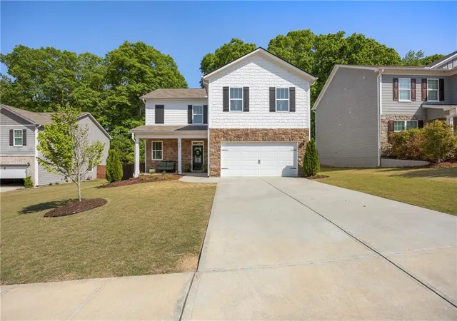 1st image of 569 Starbuck Pkwy, Pendergrass, GA 30567 | MLS# 7758480