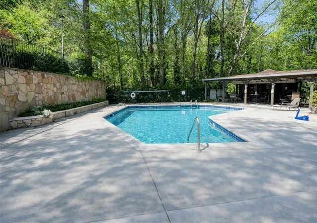 2nd image of 5151 Roswell, Sandy Springs, GA 30342