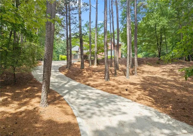 5th image of 110 Smith Forest Ln, Alpharetta, GA 30004 | MLS# 7804069