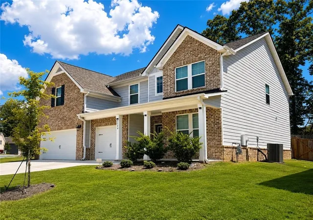 Photo 2 of Single family home for sale at 3249 Thicket Ln, Atlanta, GA 30349 | MLS# 7826020 | Listing updated on 2026-08-24