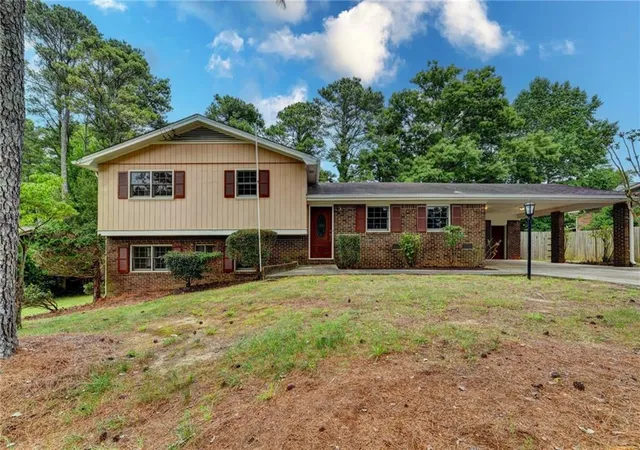 Photo 1 of Single family home for sale at 3318 Shorelake Dr, Tucker, GA 30084 | MLS# 7785857 | Listing updated on 2026-08-27