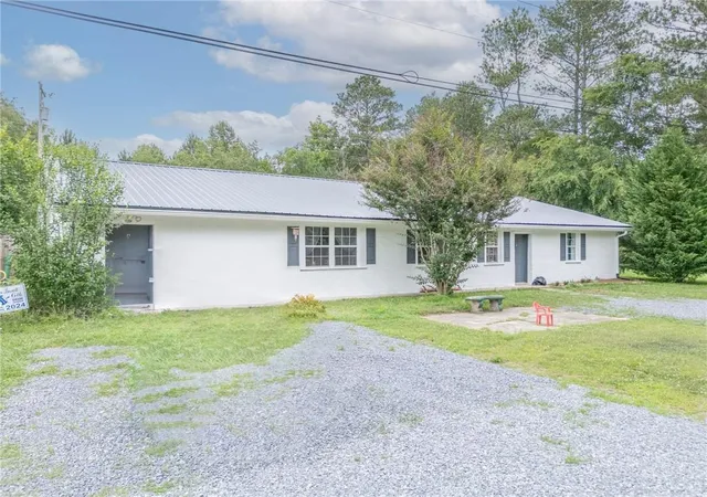 Photo 2 of Single family home for sale at 4494 Old Summerville Rd, Rome, GA 30165 | MLS# 7817597 | Listing updated on 2026-10-01