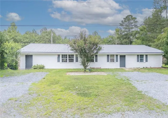 Photo 3 of Single family home for sale at 4494 Old Summerville Rd, Rome, GA 30165 | MLS# 7817597 | Listing updated on 2026-10-01