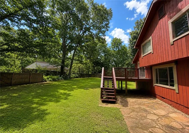 Photo 3 of Single family home for sale at 2704 Valley Hl Dr, Acworth, GA 30102 | MLS# 7819515 | Listing updated on 2026-09-09