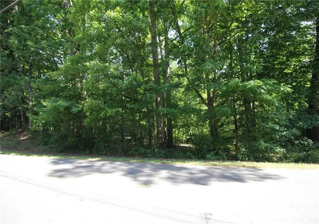 Homes for sale in Milton, GA | 3055 Longstreet Rd, Milton, GA 30004 | MLS# 7771245