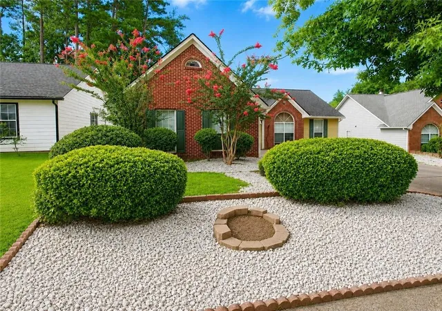 Photo 3 of Single family home for sale at 5165 Sterling Tr Ct Nw, Lilburn, GA 30047 | MLS# 7818109 | Listing updated on 2026-08-13