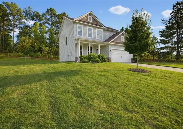 Photo 3 of Sale Pending at 676 Ragan Ct, Social Circle, GA 30025 | MLS# 7816742 | Listing updated on 2026-09-04