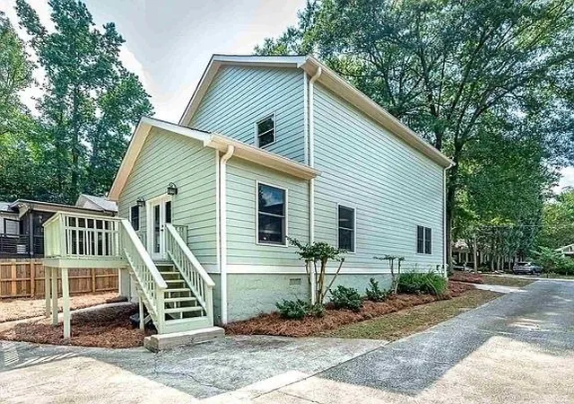 2nd image of 97 Rockyford Rd Ne, Atlanta, GA 30317 | MLS# 7822678