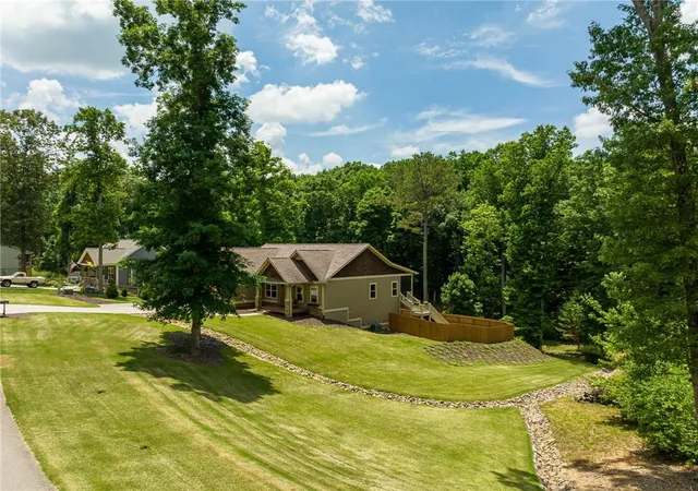 Photo 4 of Single family home for sale at 420 Meadow Cir, Ellijay, GA 30540 | MLS# 7829695 | Listing updated on 2026-09-05