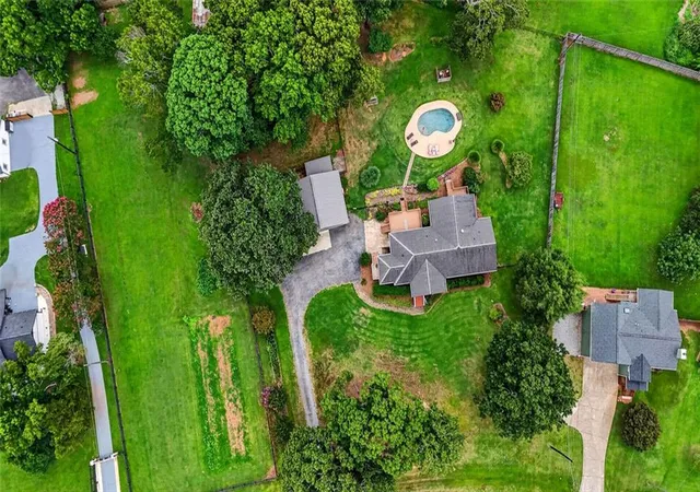 2nd image of 615 Tanner Rd, Dacula, GA 30019 | MLS# 7804821