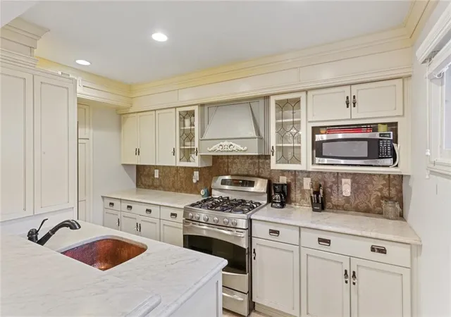 Condominium at 115 Biscayne Dr Nw #A-1, Atlanta, GA 30309 | MLS# 7015118 |  | Sold on 2022-04-11