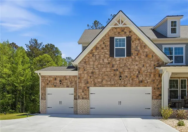 2nd image of 25 Timber Tr, Newnan, GA 30263 | MLS# 7826024