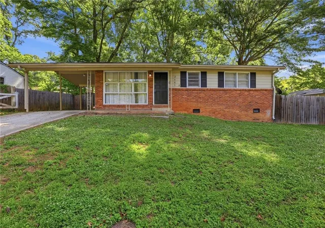 Homes for sale in Marietta, GA | 2485 Brackett Dr Sw, Marietta, GA 30060 | MLS# 7773016