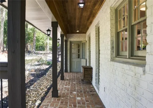 Photo 3 of Single family home for sale at 728 S Mccollum Dr, Canton, GA 30114 | MLS# 7824926 | Listing updated on 2026-10-30