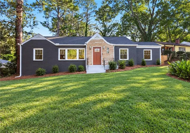 Single family home for sale at 1807 Buckeye St, Atlanta, GA 30310 | MLS# 7851731