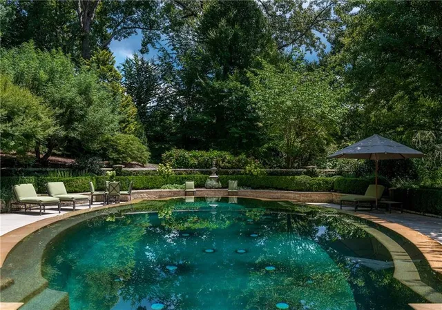 4th image of 881 W Conway Dr Nw, Atlanta, GA 30327 | MLS# 7676978