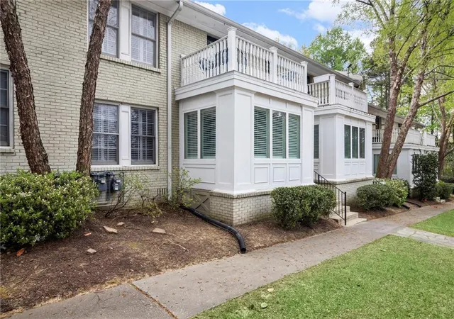 Homes for sale in Atlanta, GA | 1879 Johnson Road Ne #5, Atlanta, GA 30306 | MLS# 7744168
