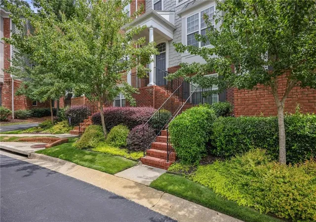 2nd image of 2299 Limehurst Dr Ne #23, Brookhaven, GA 30319 | MLS# 7818870