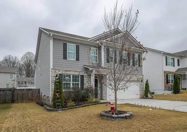 Photo 2 of Single family home for sale at 440 Starbuck Pkwy, Pendergrass, GA 30567 | MLS# 7785539 | Listing updated on 2026-10-06