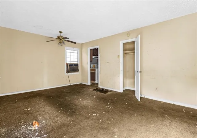 Photo 2 of Single family home for sale at 449 Hamilton E Holmes Dr, Atlanta, GA 30318 | MLS# 7823977 | Listing updated on 2026-08-20