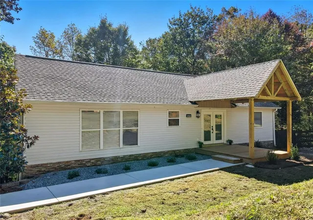 Homes for sale in Jasper, GA | 1512 Upper Sassafras Pkwy, Jasper, GA 30143 | MLS# 7653099