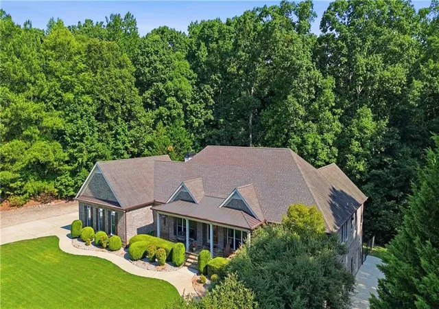 Photo 3 of Single family home for sale at 5350 Old Pendergrass Rd, Jefferson, GA 30549 | MLS# 7805302 | Listing updated on 2026-10-05