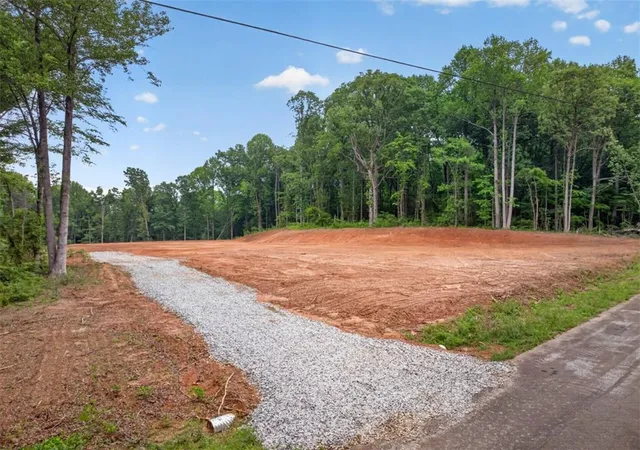 Photo 1 of Land for sale at 135 Jarrett Ln, Gillsville, GA 30543 | MLS# 7814442 | Listing updated on 2026-10-06