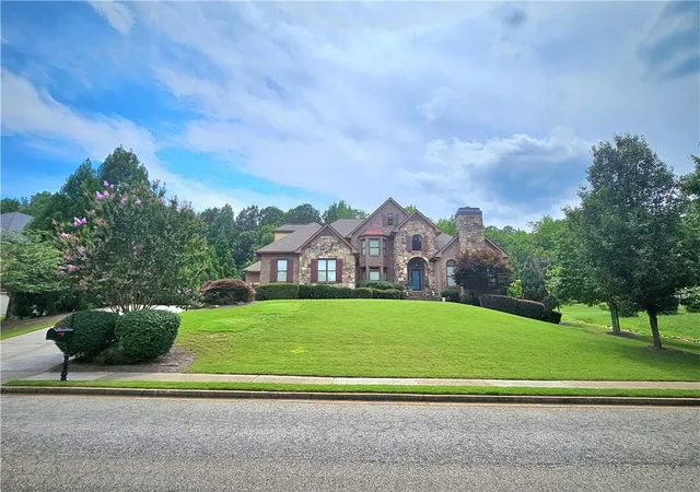 Photo 1 of Single family home for sale at 930 Chateau Forest Rd, Hoschton, GA 30548 | MLS# 7801450 | Listing updated on 2026-10-28