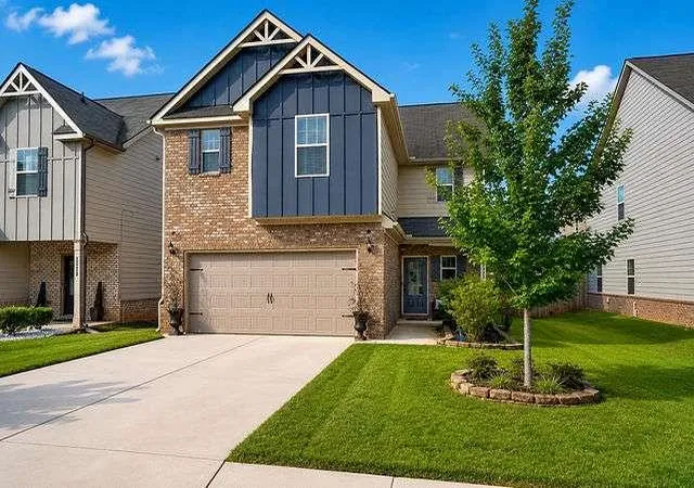 2nd image of 2032 Bridgewater Pass, Hampton, GA 30228 | MLS# 7824236