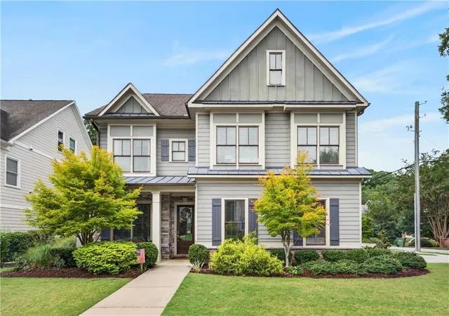 Photo 2 of Sale Pending at 1517 Sylvester Cir Se, Atlanta, GA 30316 | MLS# 7808968 | Listing updated on 2026-09-10