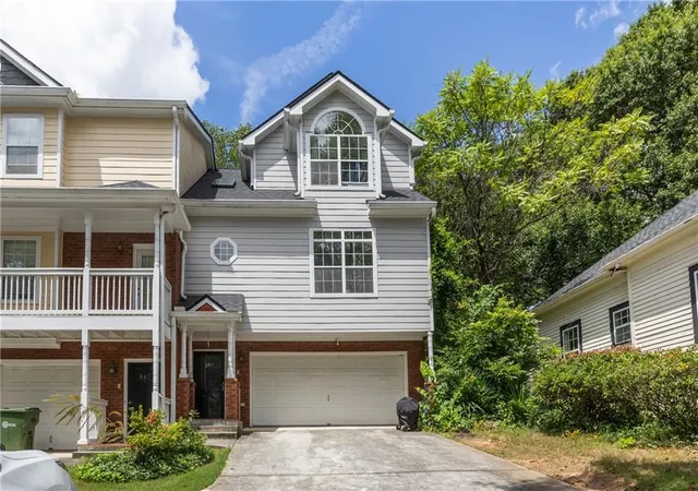 Photo 1 of Townhouse for sale at 581 Cooper St Sw, Atlanta, GA 30312 | MLS# 7806720 | Listing updated on 2026-08-06