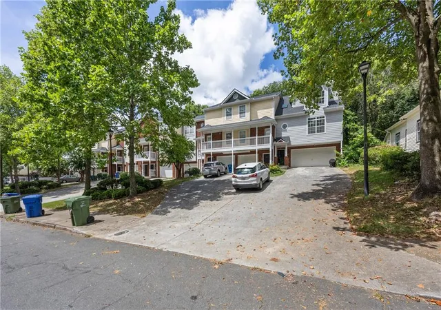 Photo 27 of Townhouse for sale at 581 Cooper St Sw, Atlanta, GA 30312 | MLS# 7806720 | Listing updated on 2026-08-06