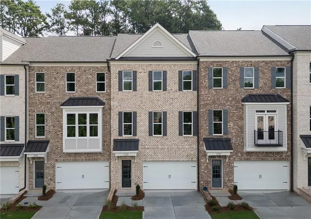 1st image of 2739 Hallwood Ln, Suwanee, GA 30024 | MLS# 7805274