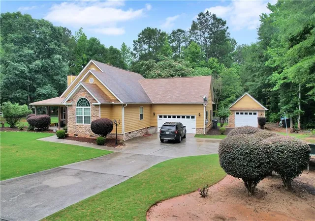 3rd image of 149 Marina Cir, Jackson, GA 30233 | MLS# 7821489