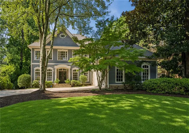 Photo 2 of Sale Pending at 2996 Howell Ml Rd Nw, Atlanta, GA 30327 | MLS# 7820884 | Listing updated on 2026-09-05