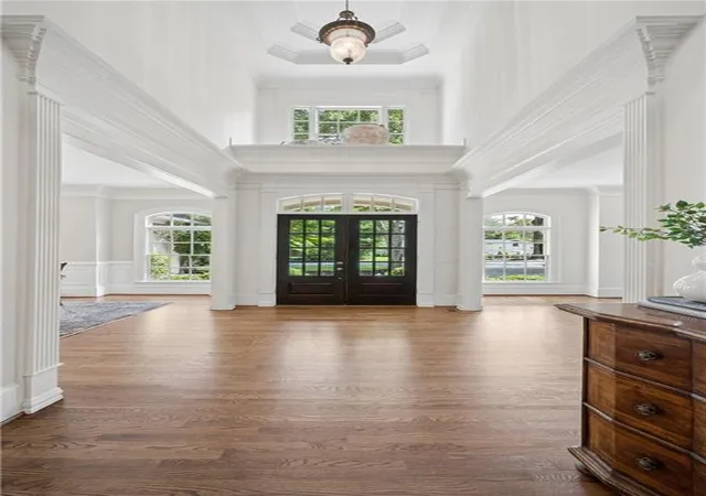 Photo 2 of Sale Pending at 2996 Howell Ml Rd NW, Atlanta, GA 30327 | MLS# 7820884 | Listing updated on 2026-09-05
