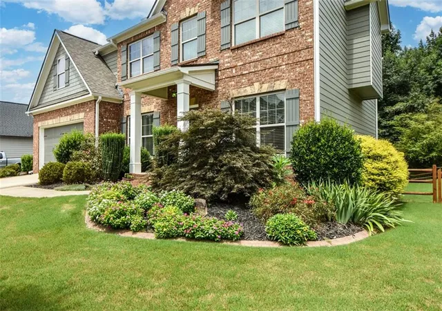 Photo 3 of Sale Pending at 4320 Jeston Ct, Cumming, GA 30028 | MLS# 7813740 | Listing updated on 2026-09-26
