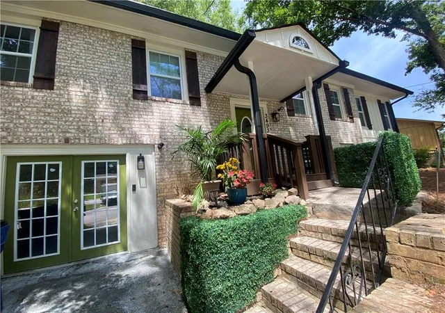Photo 2 of Single family home for sale at 3493 Mark Pl NW, Atlanta, GA 30331 | MLS# 7804455 | Listing updated on 2026-07-30
