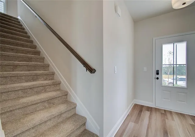 Photo 3 of Sale Pending at 3789 Ivy Cottage Dr, Snellville, GA 30039 | MLS# 7804468 | Listing updated on 2026-08-25