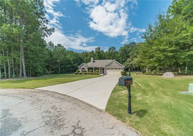2nd image of 2301 Matt Michell Ln, Monroe, GA 30655 | MLS# 7818877