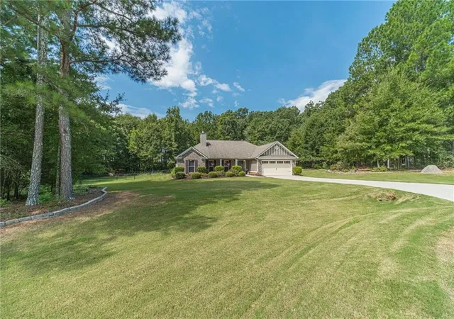 4th image of 2301 Matt Michell Ln, Monroe, GA 30655 | MLS# 7818877
