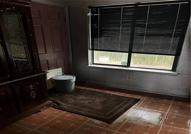 Photo 3 of Townhouse for sale at 5810 Trent Walk Dr, Lithonia, GA 30038 | MLS# 7809210 | Listing updated on 2026-07-23