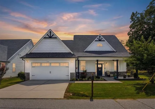 2nd image of 5214 Hazel St Ne, Covington, GA 30014 | MLS# 7803525
