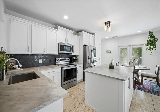 4th image of 55 Warren St Ne, Atlanta, GA 30317 | MLS# 7804321