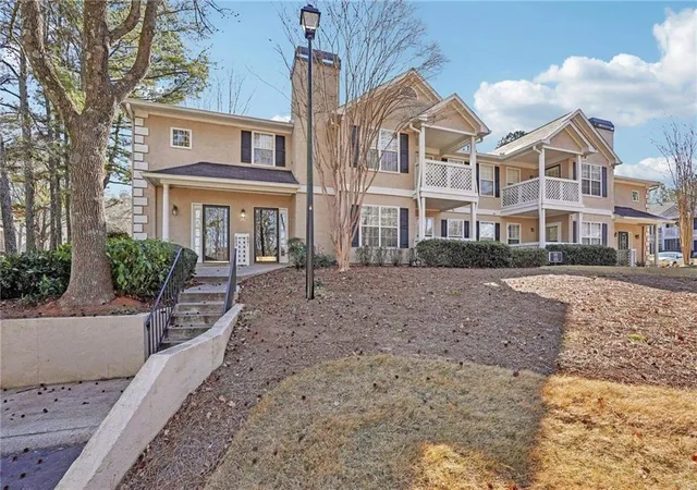 2nd image of 601 Peachtree Forest Ave #601, Peachtree Corners, GA 30092 | MLS# 7818566